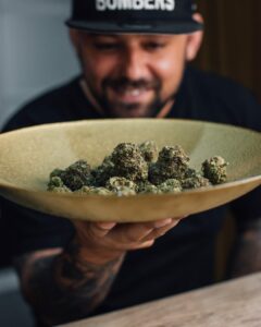 310584627_631017075226186_2917518671408633870_n-820x1024-1-240x300 CBD Royan